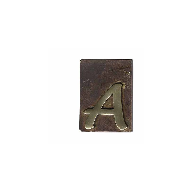 LETTERA CIVICA OTTONE BRONZATO A 60x80